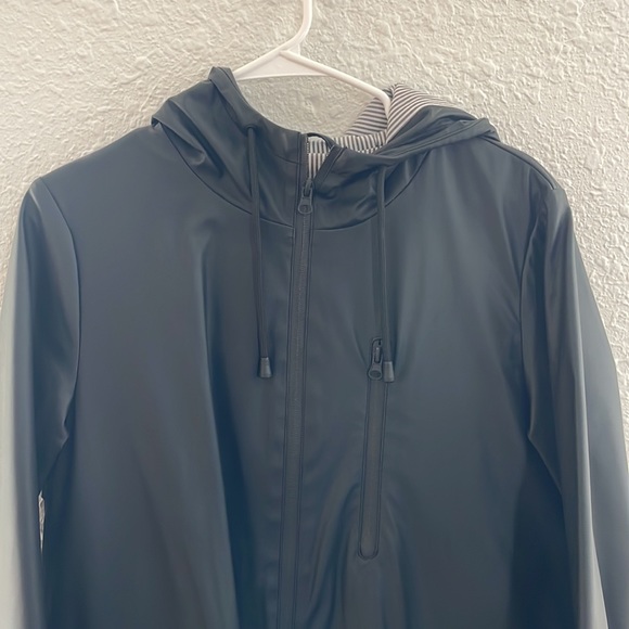 Women’s Black Zara Raincoat - Picture 2 of 8